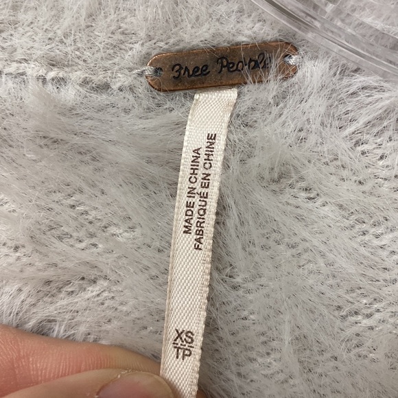 Free People Faux fur long sleeve open cardigan size XS.Grey. - Picture 5 of 9